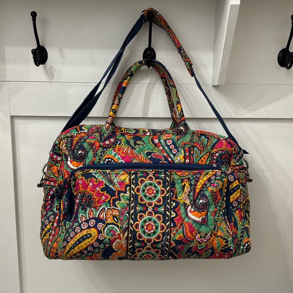 Gently Used Vera Bradley Weekend Duffel Bag